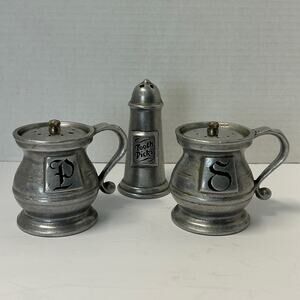 Vintage 1970's Wilton Armetale Plough Tavern Pot Belly Salt Pepper Toothpick Set